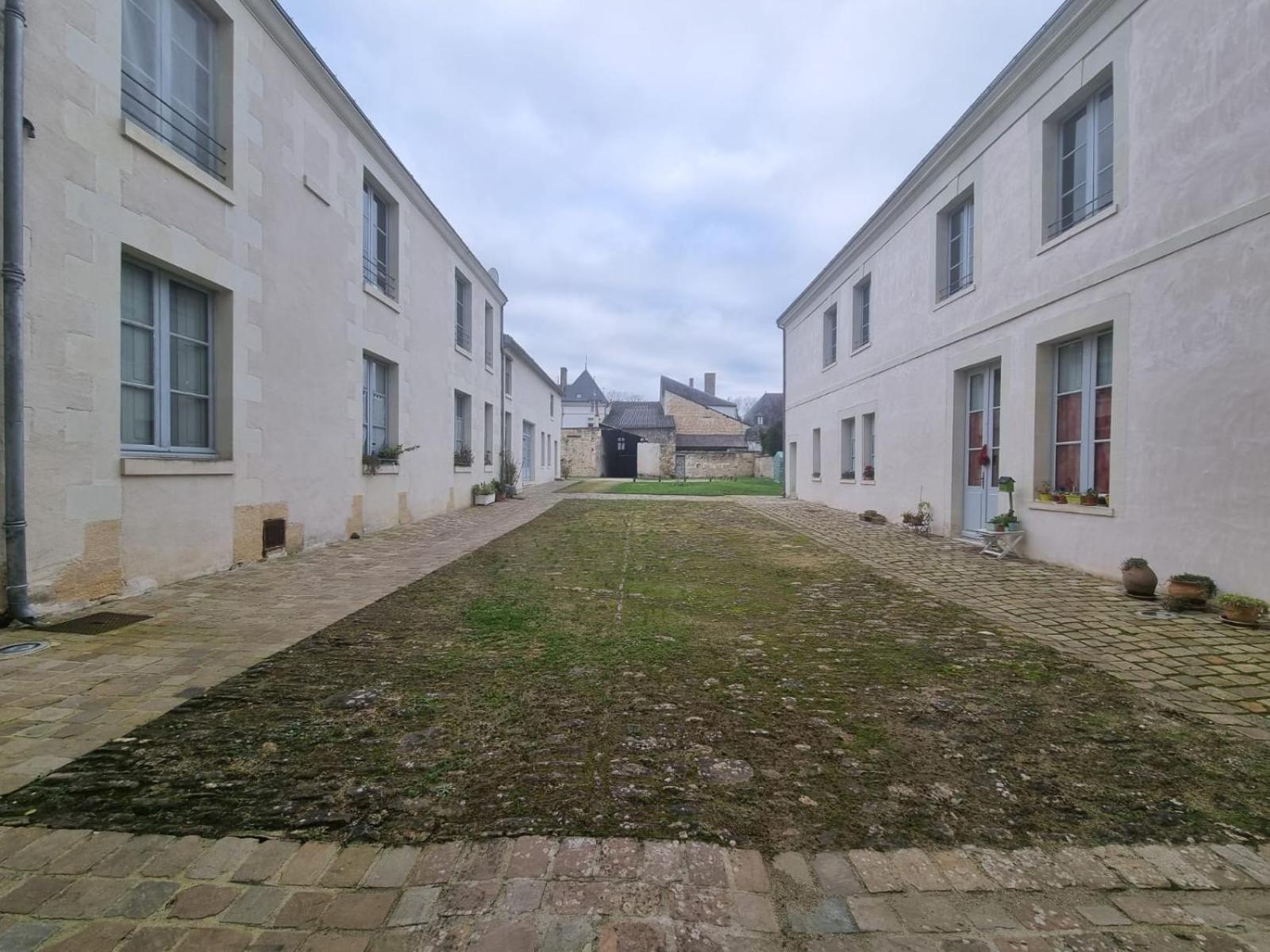 Appartement Au Centre De Richelieu Extérieur photo